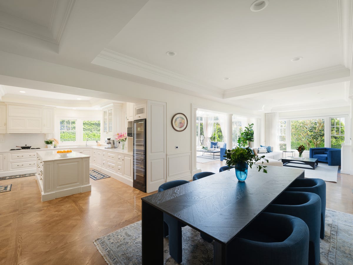 Family luxury in prestigious Toorak locale with no heritage overlays