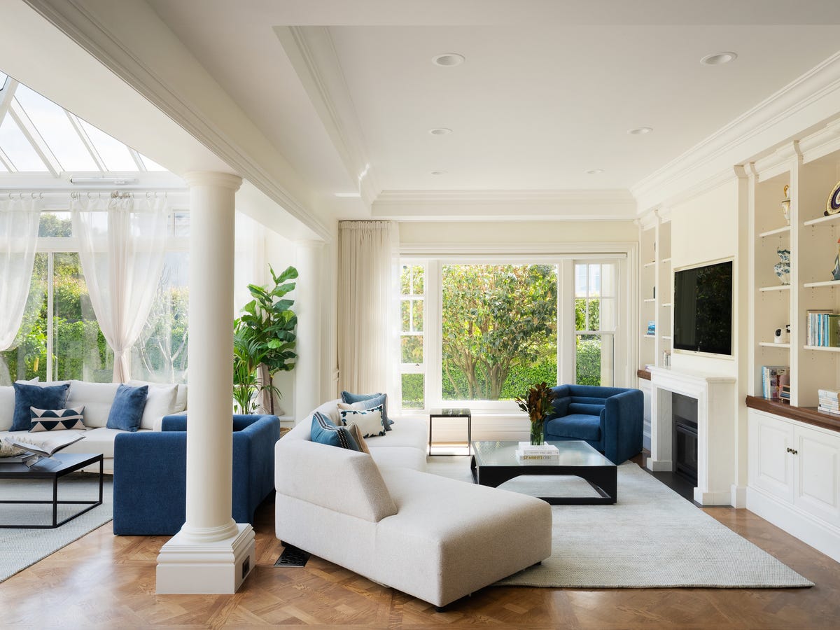 Family luxury in prestigious Toorak locale with no heritage overlays