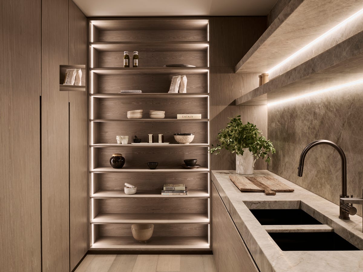 Sub-Penthouse Luxury